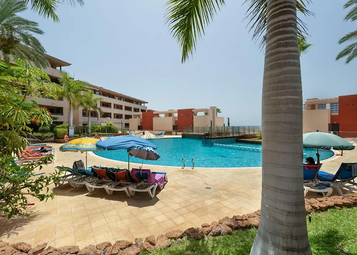 Апартаменти Vista Paraiso Адехе